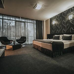 Hotel Noris
